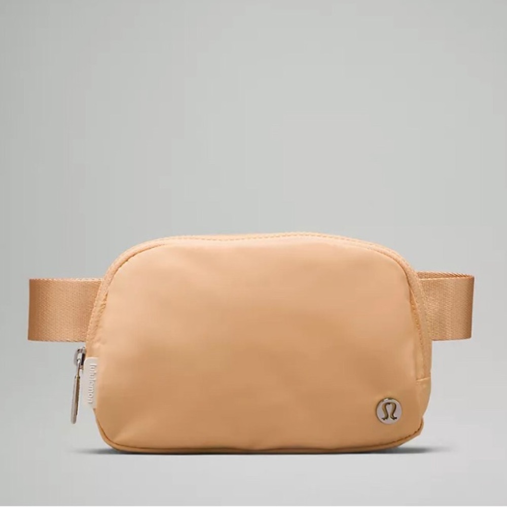 Lululemon Belt Bag in Summer Glow❤️ - Picture 2 of 9